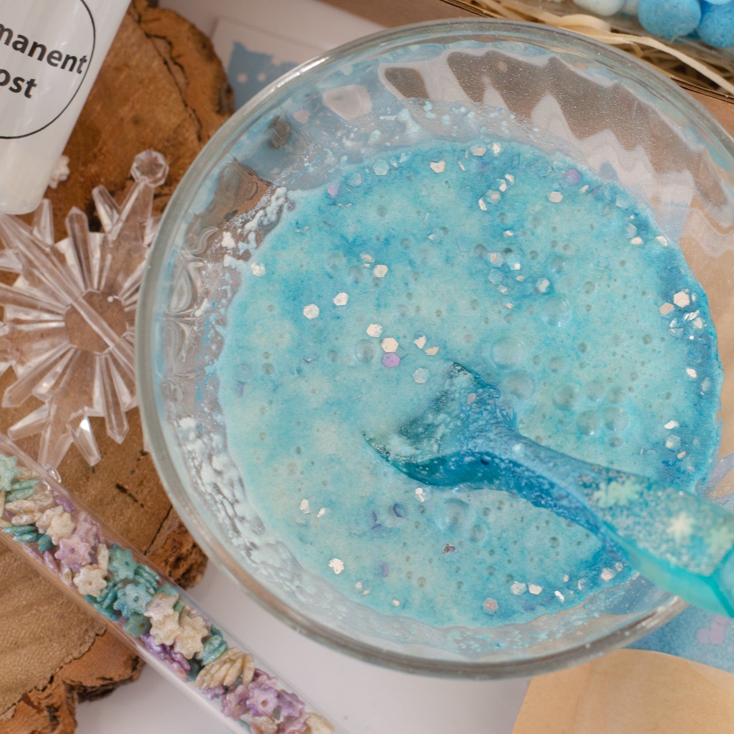 white and blue fizzy potion play