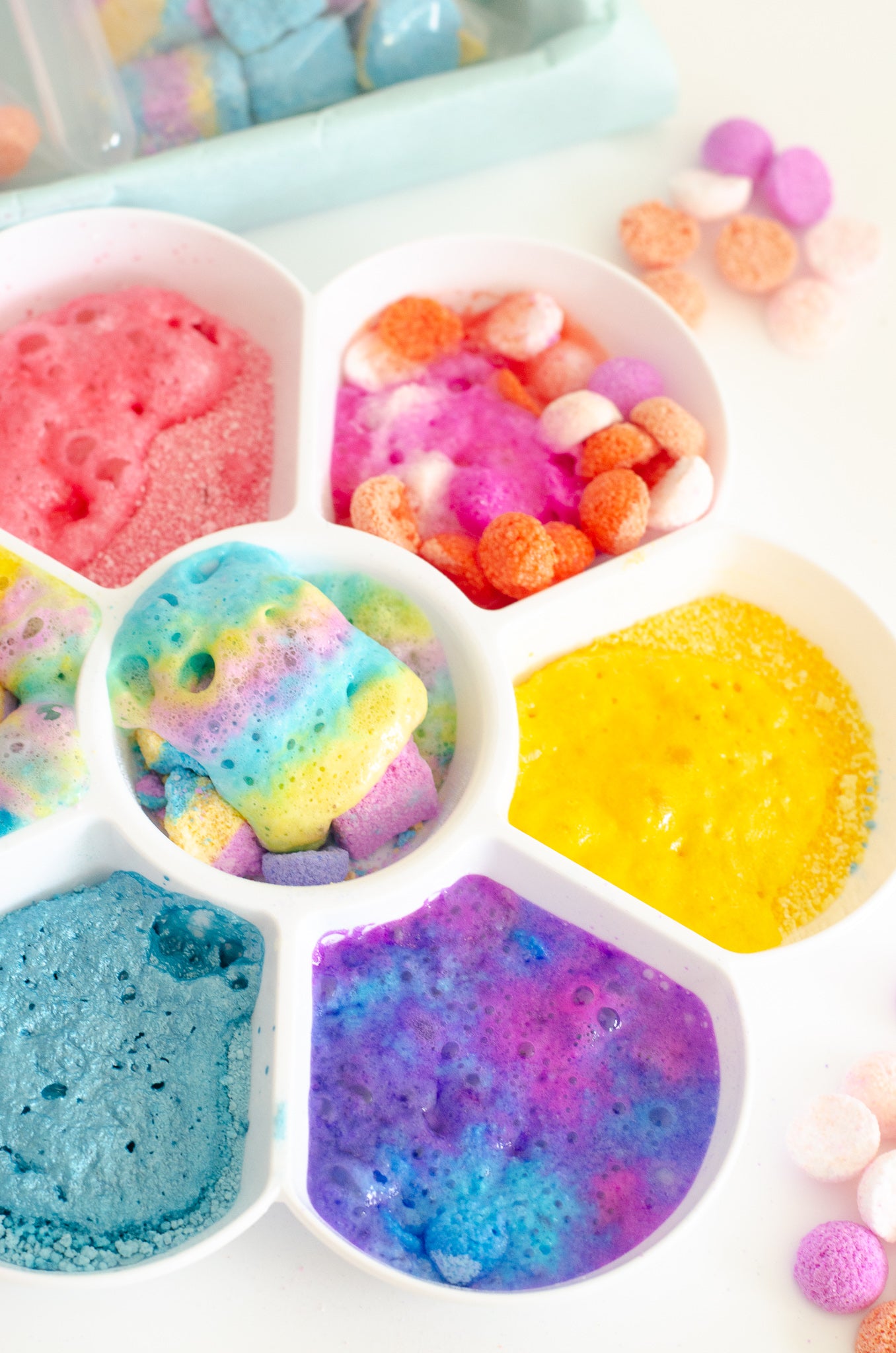 fizzy, bubbly, foaming rainbow poion kit by Cherry Bumbles.